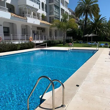 Centro Plaza Puerto Banus Marbella